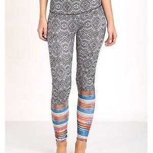 onzie graphic tribal leggings